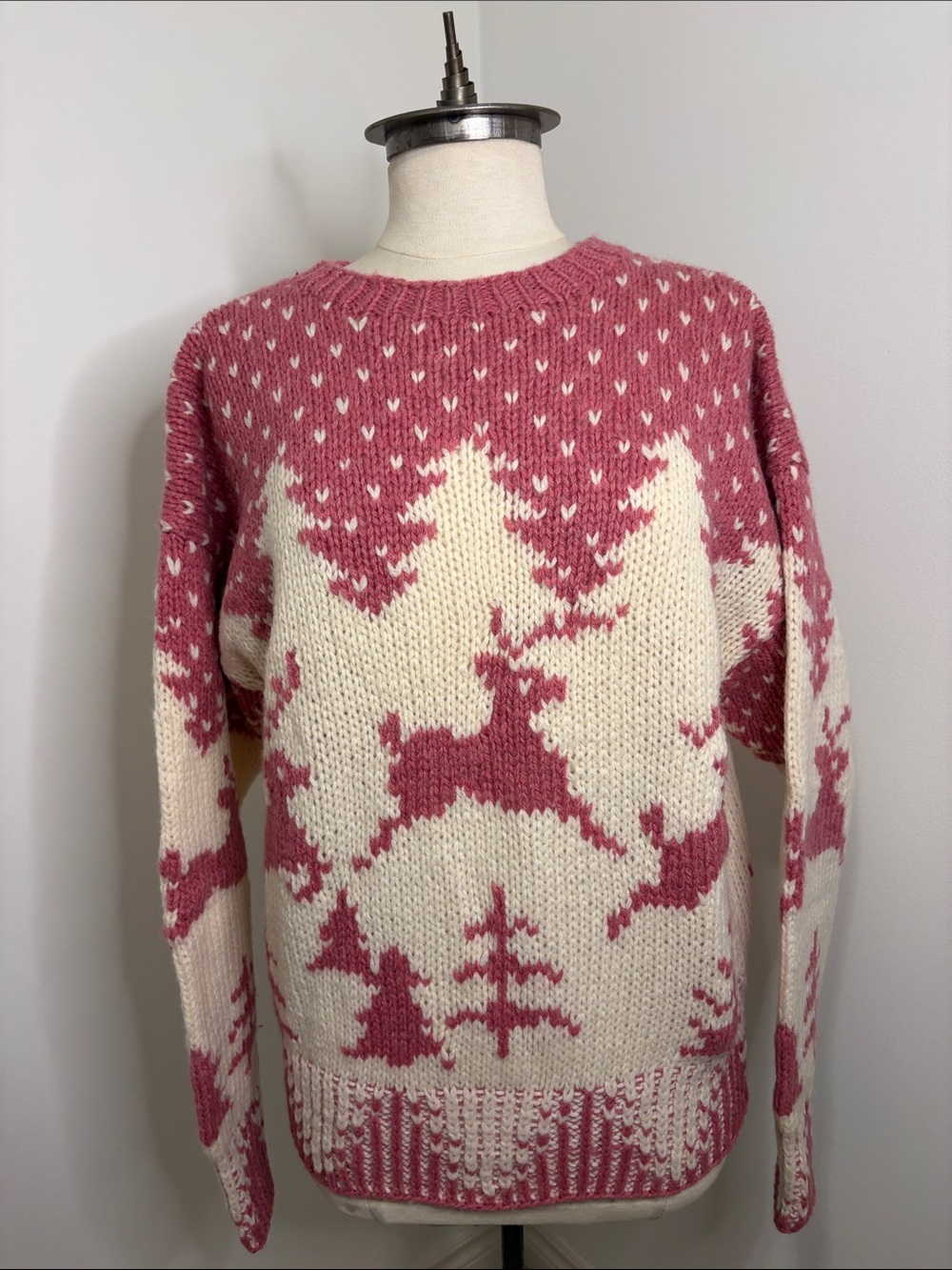 Vintage WOOLRICH Fair Isle Nordic Reindeer Wool Sweater Pink Cream SIZE LARGE